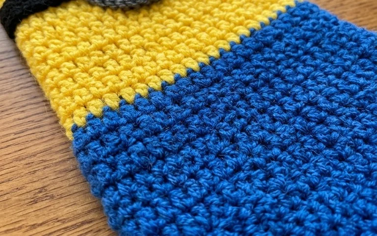Minion-inspired Christmas Sock – Free Pattern
