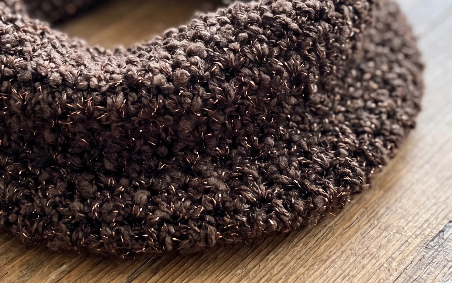 Canyons Cowl Free Crochet Pattern - Gleeful Things